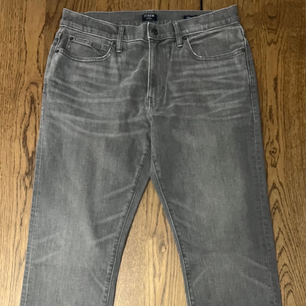 J. CREW MEN'S DENIM